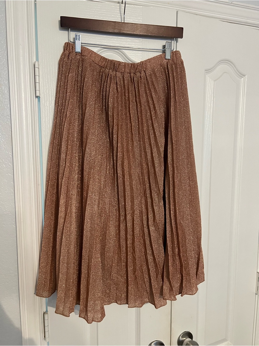 Women's Holiday Glam Pleated Midi Skirt